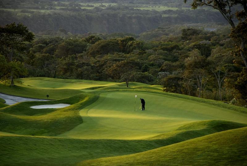 אנטיגואה גואטמלה Hotel La Reunion Golf Resort And Residences מראה חיצוני תמונה