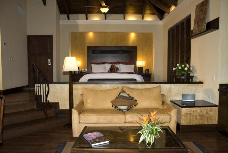 אנטיגואה גואטמלה Hotel La Reunion Golf Resort And Residences מראה חיצוני תמונה