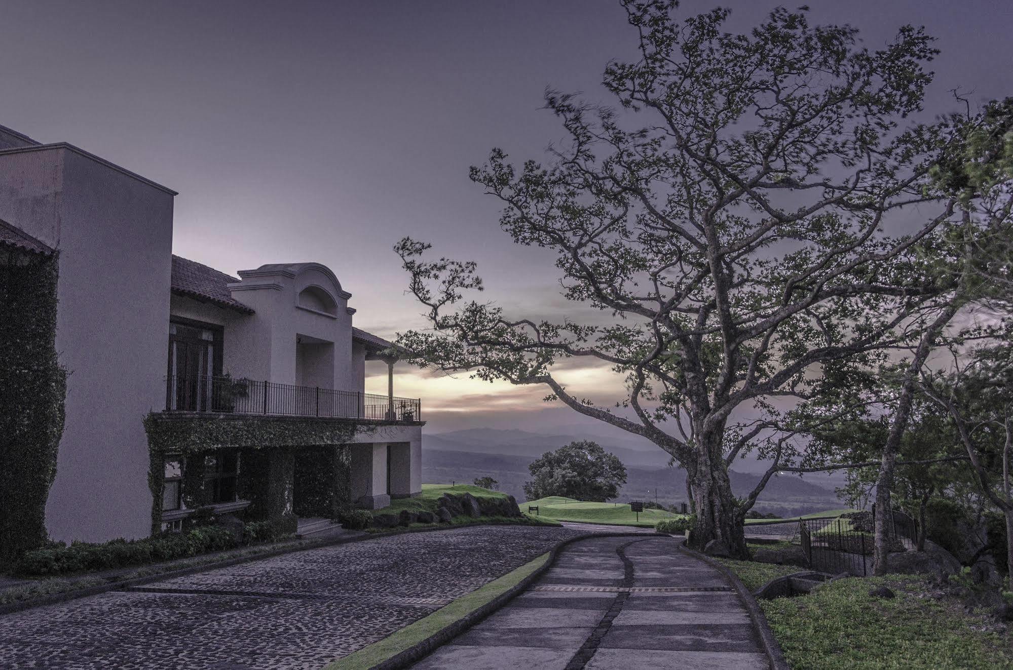 אנטיגואה גואטמלה Hotel La Reunion Golf Resort And Residences מראה חיצוני תמונה