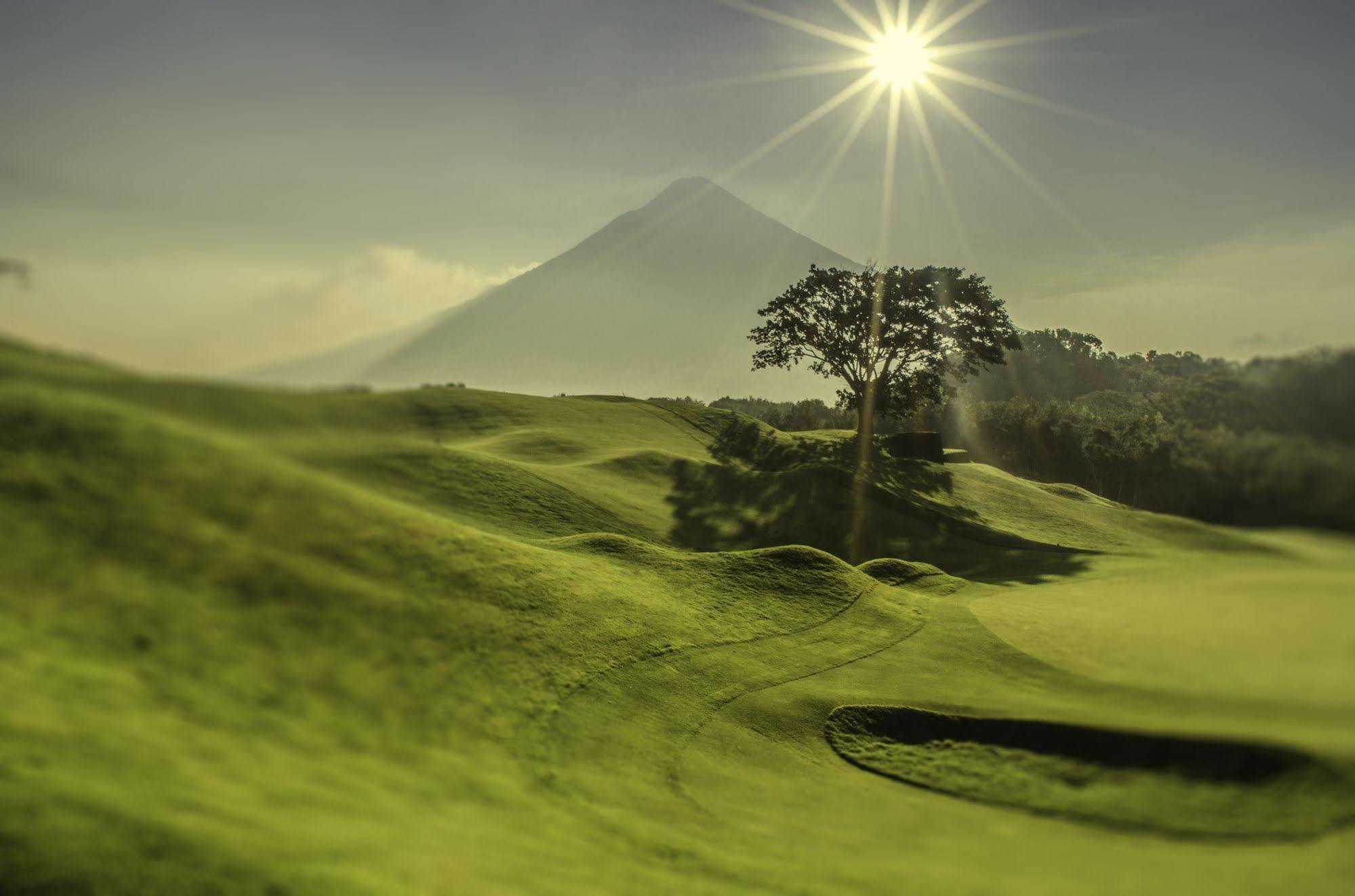 אנטיגואה גואטמלה Hotel La Reunion Golf Resort And Residences מראה חיצוני תמונה