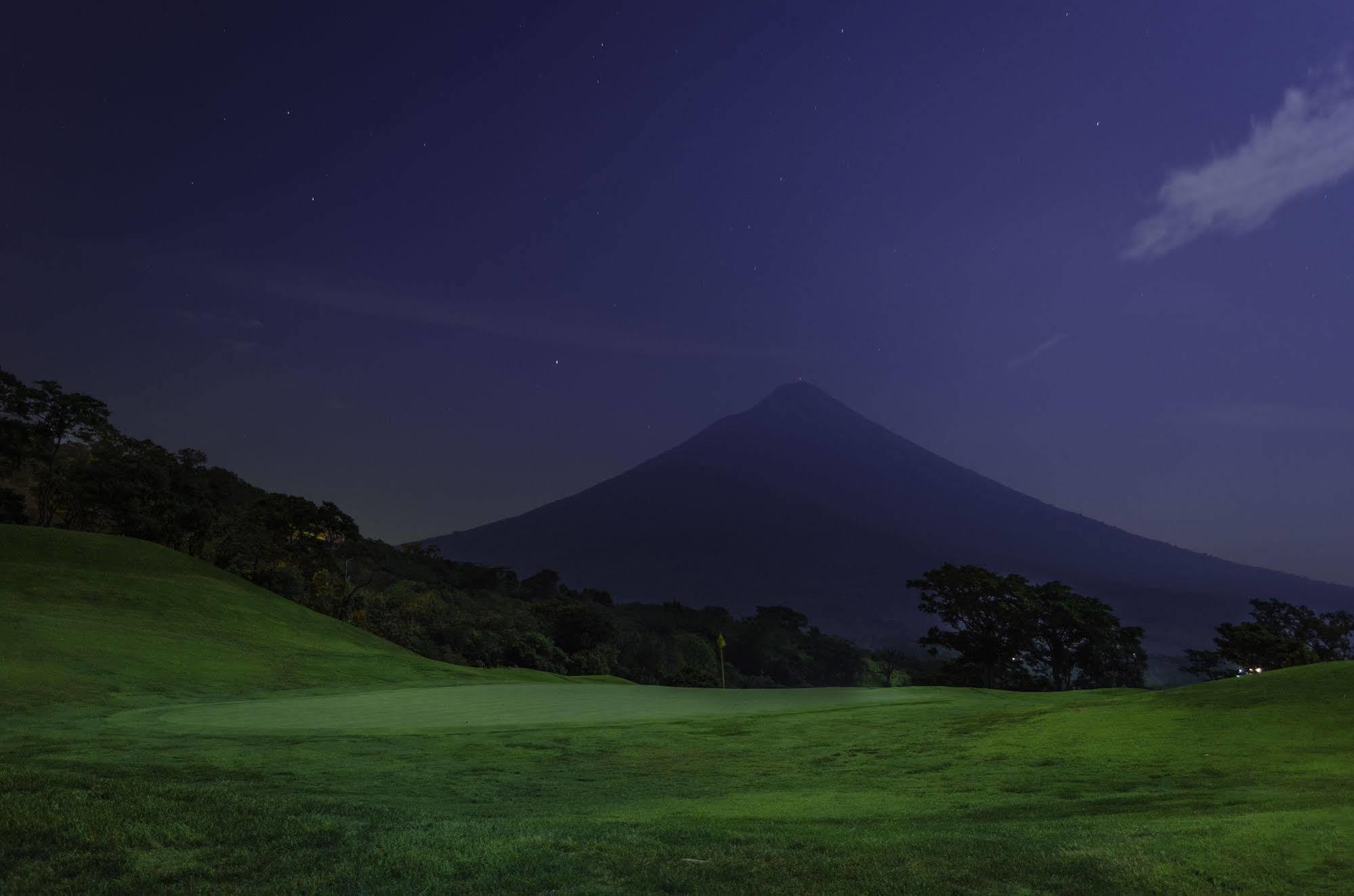 אנטיגואה גואטמלה Hotel La Reunion Golf Resort And Residences מראה חיצוני תמונה